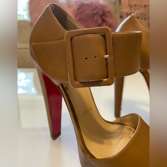 authentic brown louboutin heels - Picture 10 of 15